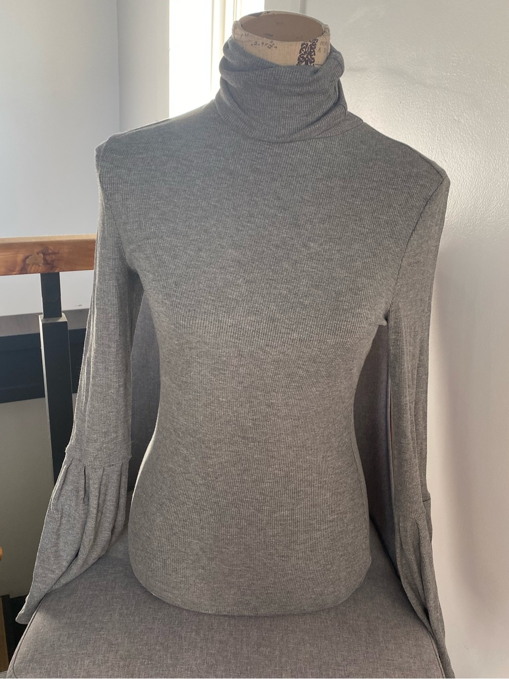 PAIGE Gray Funnel Neck Turtleneck Sweater